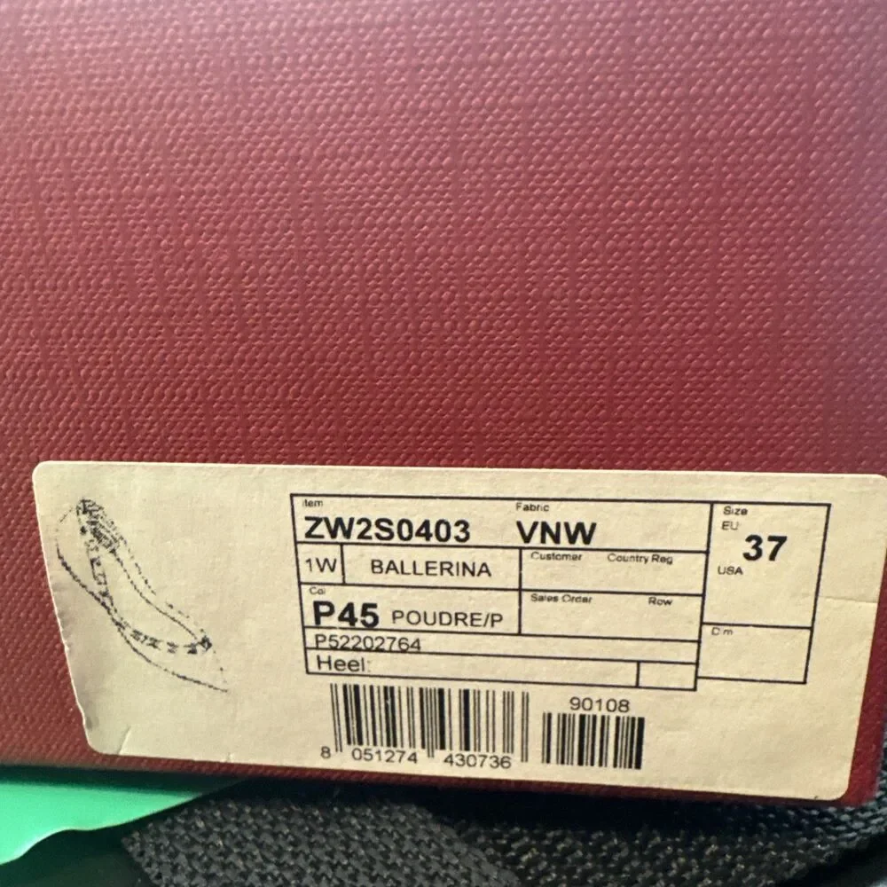 Valentino Garavani Rockstud Ballet Flats EU 37/ US 7  Poudre (Full Inclusion)